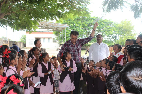 DRONES FLYING ACTIVITY-Karnuki Primary School,(Gujcost.DST.Govt.Of Gujarat),Sept.17th, 2025