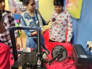 STUDENTS VISITED IP & INNOVATION LAB AMRELI