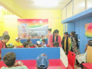 POLICELINE PRIMARY SCHOOL VISITED IP & INNOVATION LAB AMRELI
