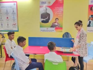 STUDENTS OF DEEPAK HIGHSCHOOL TOOK INFORMATION ABOUT THE QUANTUM SCIENCE KIT AND DID AN ACTIVITY.